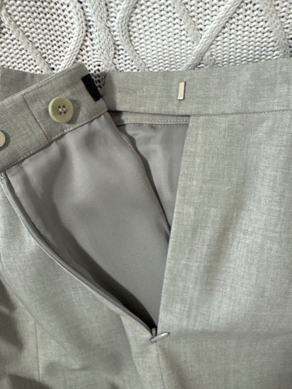 Theory Gray wool midi skirt - Picture 3 of 3